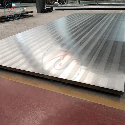 Titanu dengta nikelio plokštė